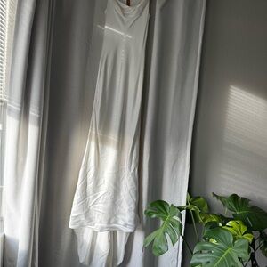 Chic Ivory Bridal Gown